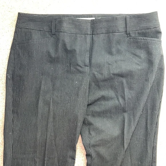 Michael Kors Women’s Dress Trouser Pinstripe Work Pants size 10P - Picture 2 of 6